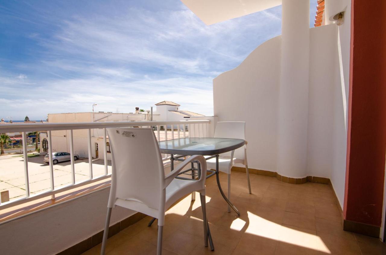 Hostal Manolo Garrucha Luaran gambar