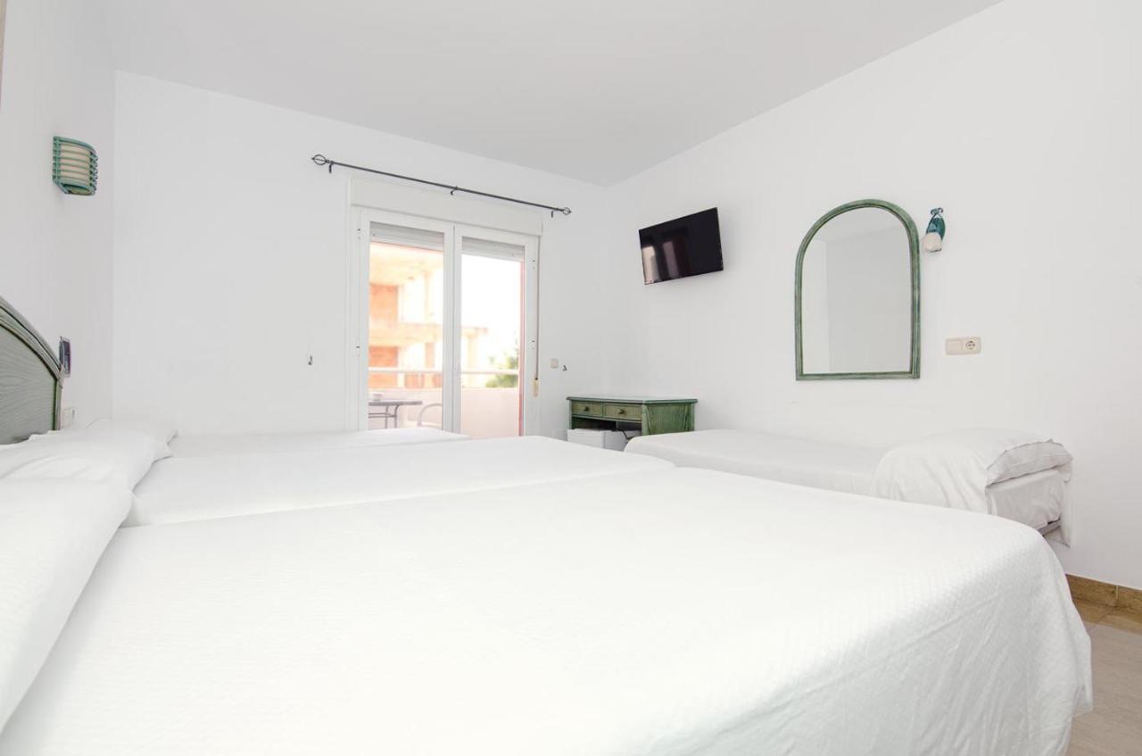 Hostal Manolo Garrucha Luaran gambar
