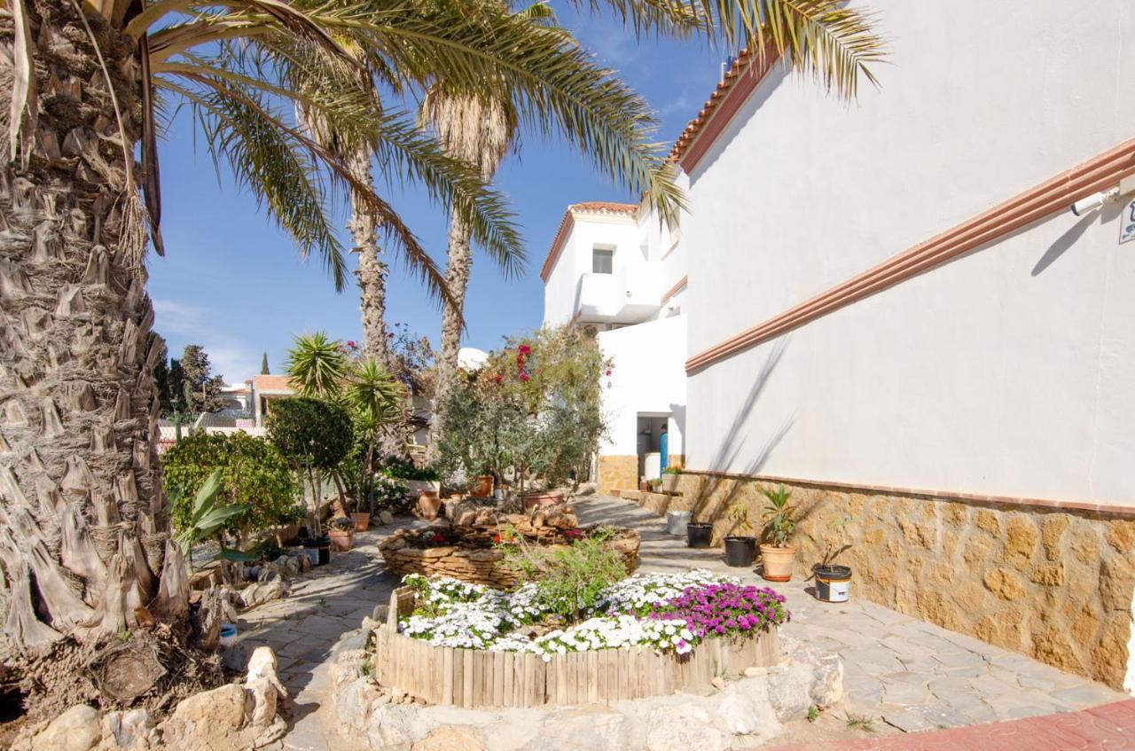 Hostal Manolo Garrucha Luaran gambar