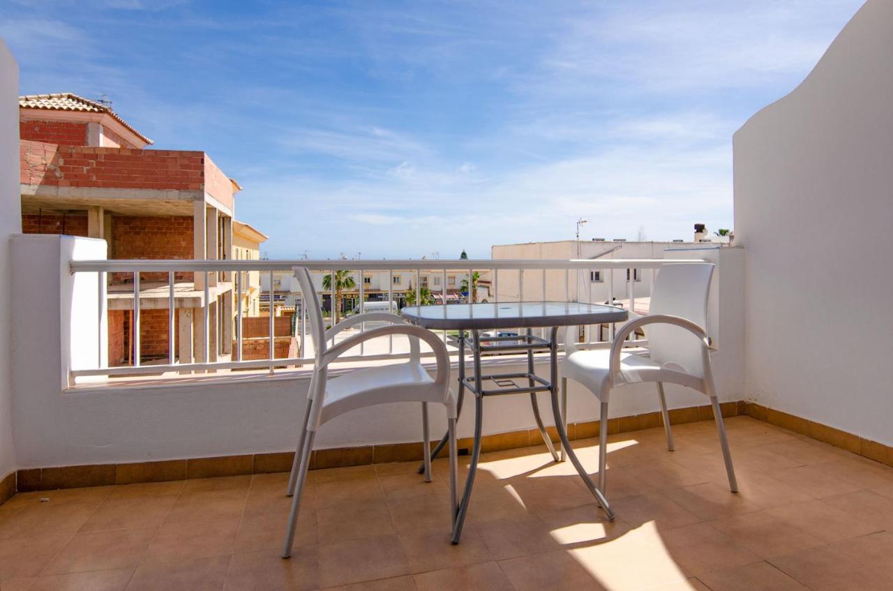 Hostal Manolo Garrucha Luaran gambar