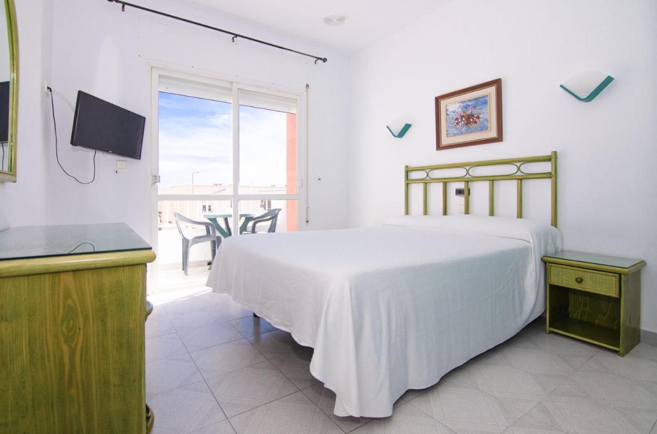 Hostal Manolo Garrucha Luaran gambar