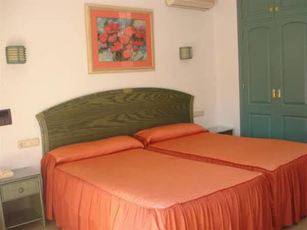 Hostal Manolo Garrucha Luaran gambar