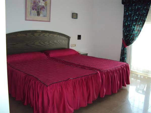 Hostal Manolo Garrucha Luaran gambar